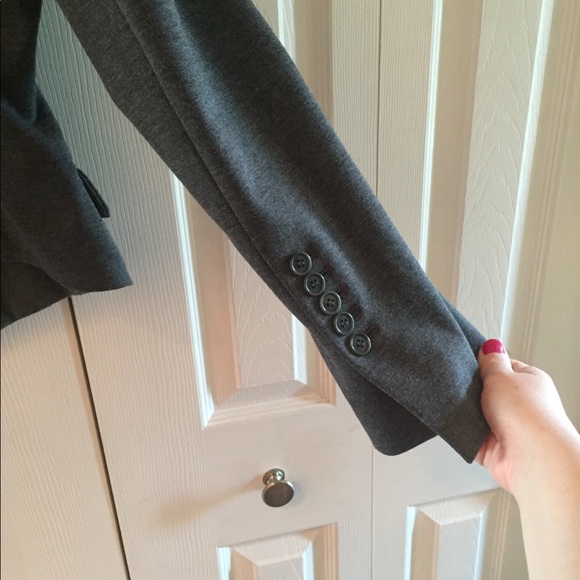 NWT BCBGMaxAzria gray blazer - Picture 5 of 7